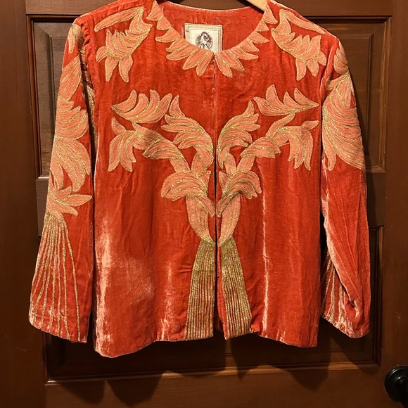 NWT Chasing Unicorns Movin on Up Velvet Jacket Size L - Picture 9 of 9